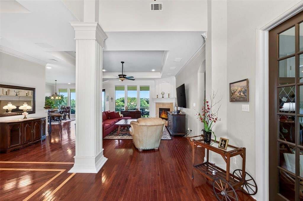 House in Fort Worth, Texas, United States 3 - 18706731