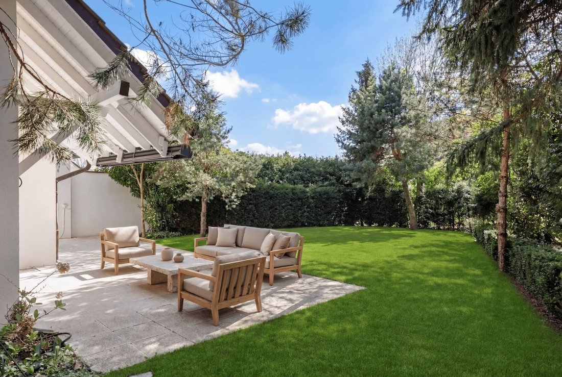 Villa in Commugny, Vaud, Switzerland 1 - 18702965