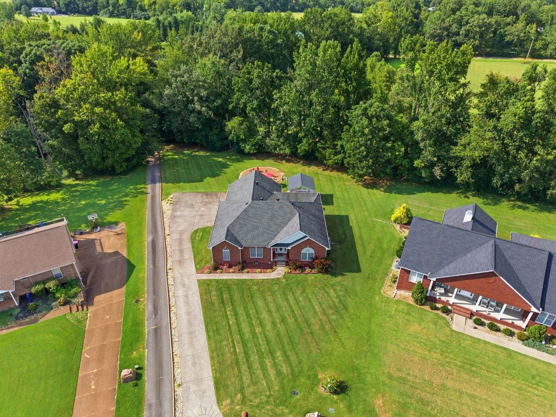 House in Greenbrier, Tennessee, United States 5 - 18706284