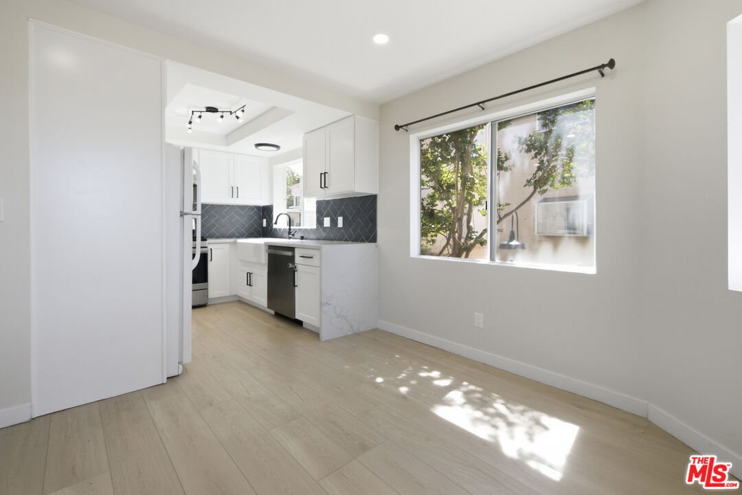 Condo in Santa Clarita, California, United States 5 - 18711861