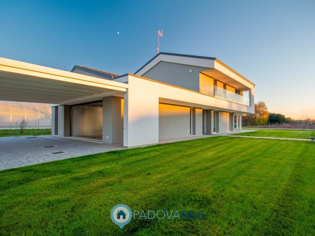 Villa in Borgoricco, Veneto, Italy 2 - 18707384