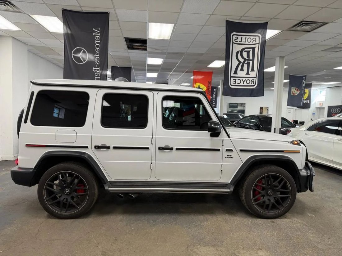 Suv in Great Neck, NY, United States 5 - 18707496