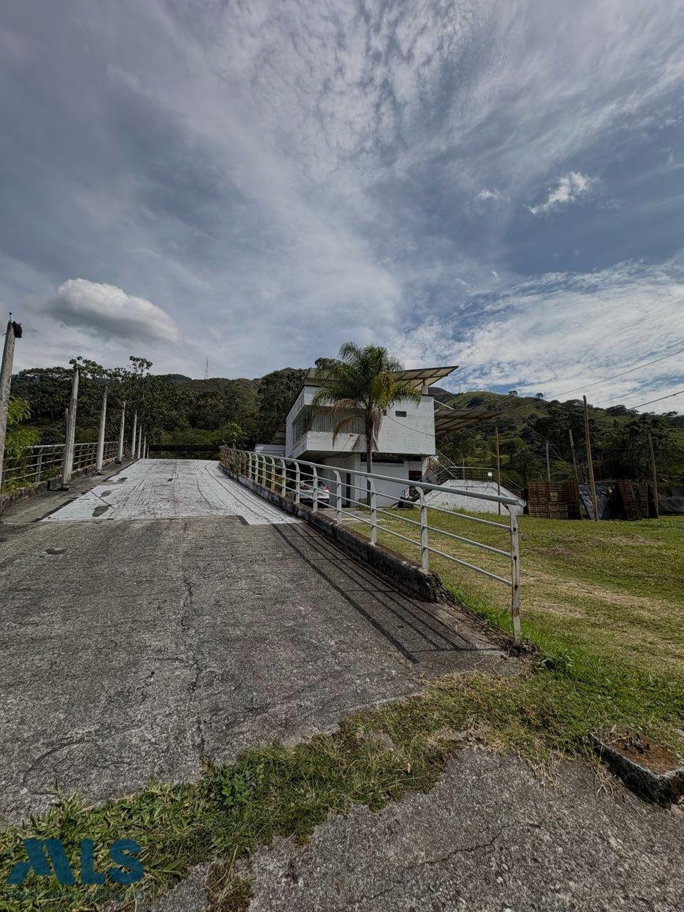 Land in Bello, Antioquia, Colombia 1 - 18713162