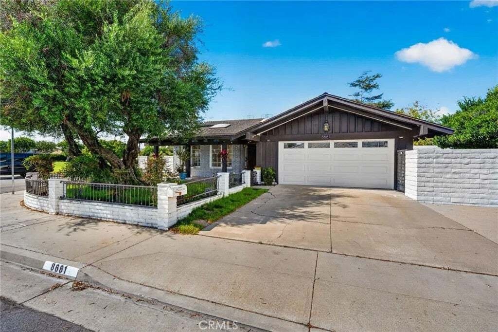 House in Huntington Beach, California, United States 3 - 18708601