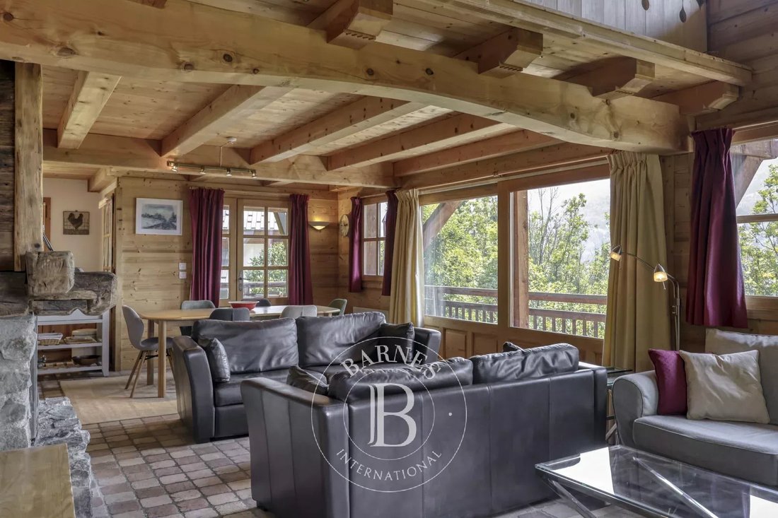 Chalet in Saint-Gervais-les-Bains, Auvergne-Rhône-Alpes, France 2 - 18703958