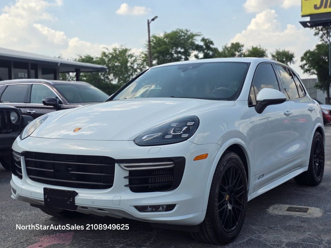 Suv in San Antonio, TX, United States 3 - 18713476