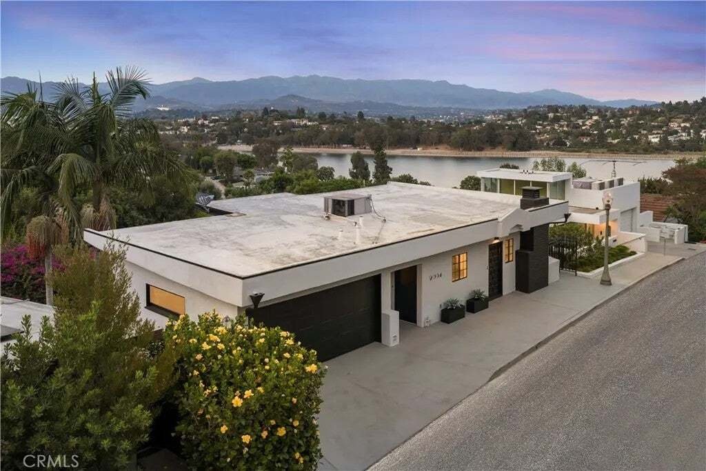 House in Los Angeles, California, United States 3 - 18705895