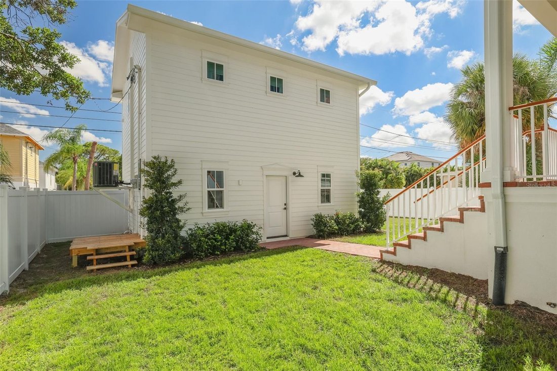 House in St. Petersburg, Florida, United States 2 - 17431113