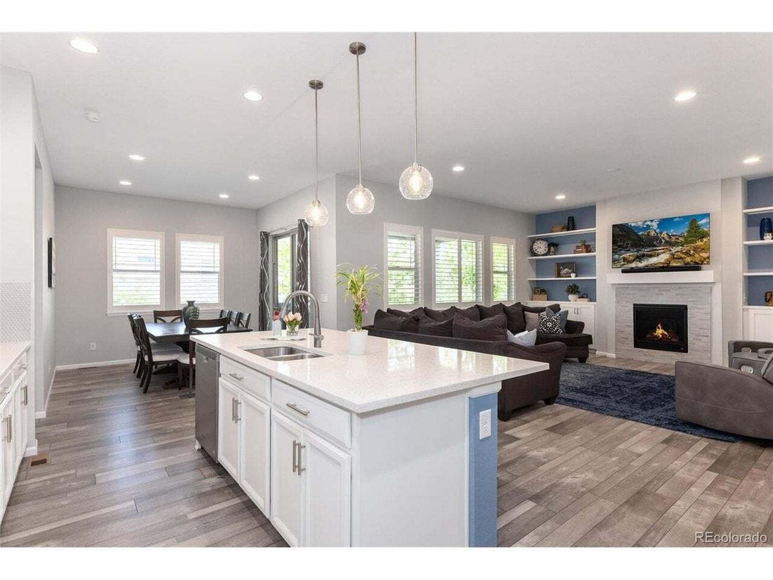 House in Aurora, Colorado, United States 4 - 18705433