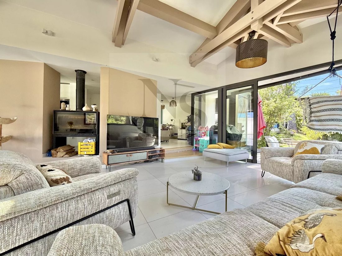 Villa in Cabriès, Provence-Alpes-Côte d'Azur, France 5 - 15648158