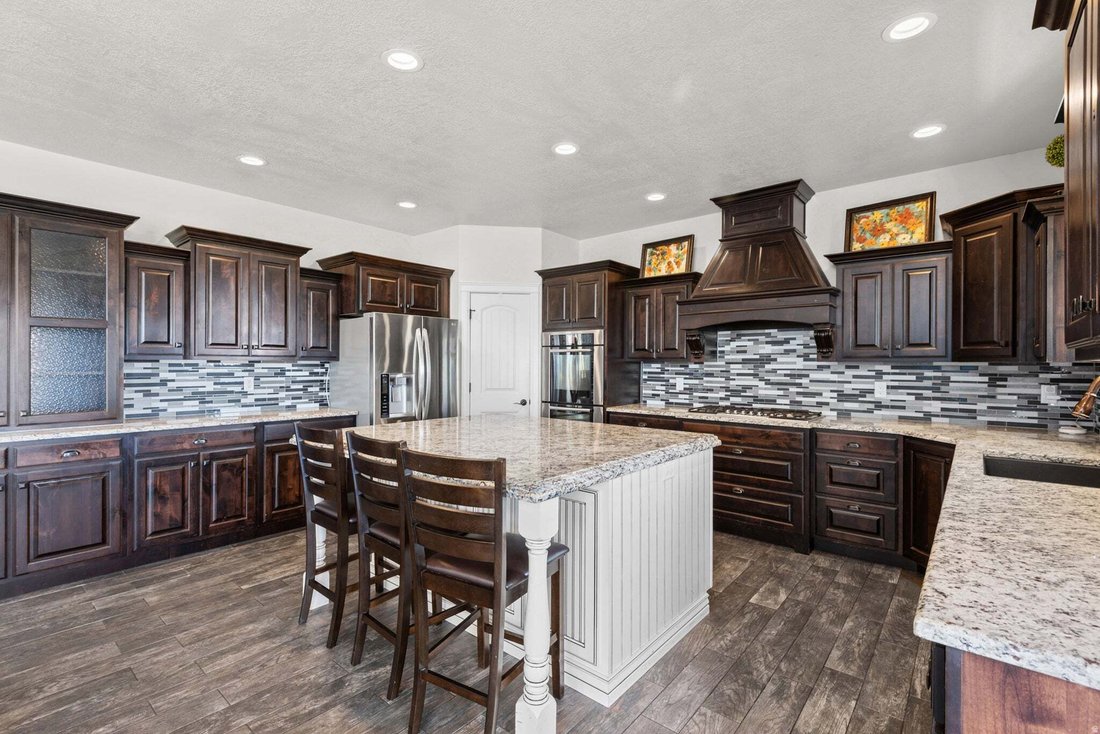 House in Syracuse, Utah, United States 5 - 18705800