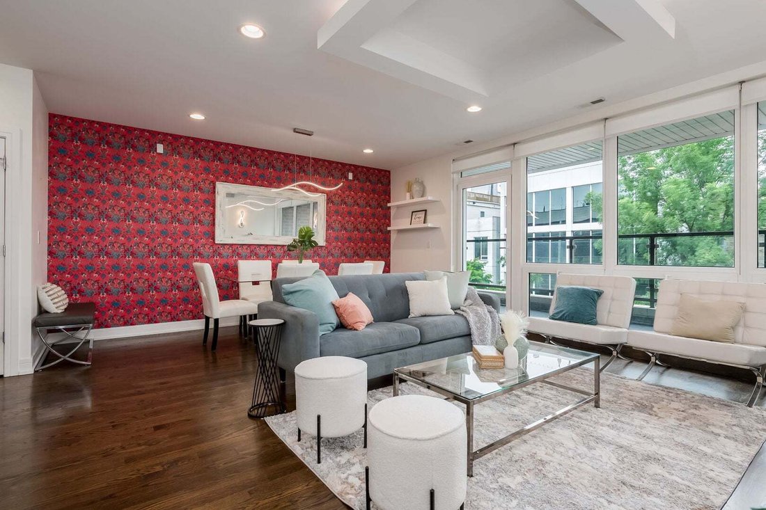Condo in Chicago, Illinois, United States 4 - 18703682