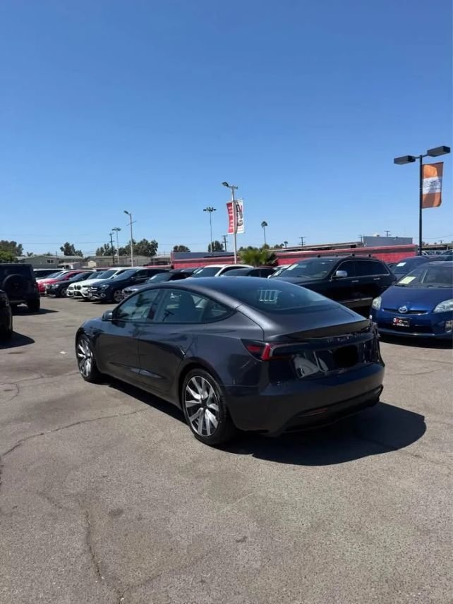 Sedan in Costa Mesa, CA, United States 4 - 18713528