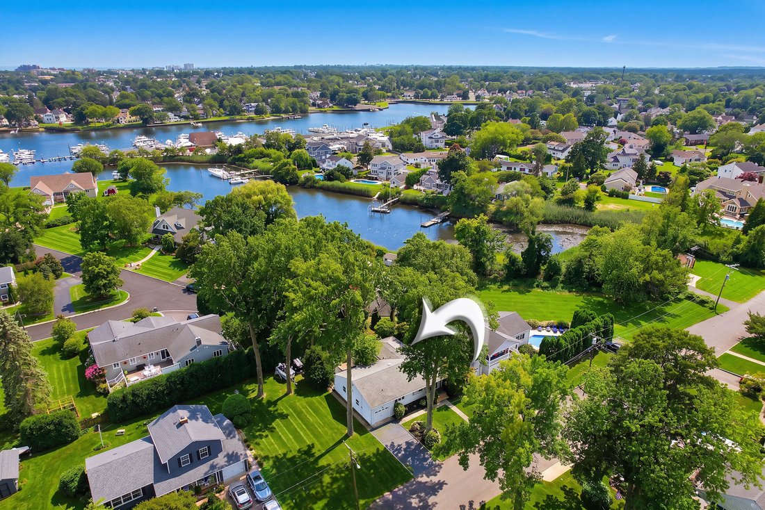 House in Oceanport, New Jersey, United States 2 - 18704447