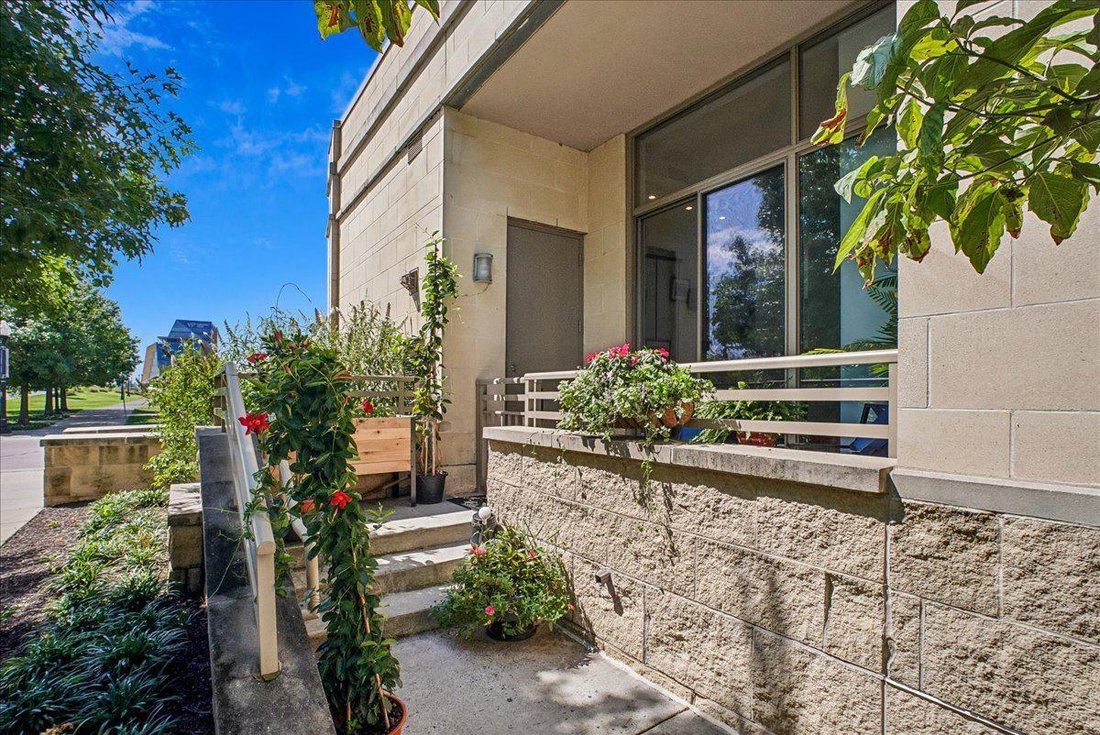 Condo in Arlington, Virginia, United States 2 - 18703988