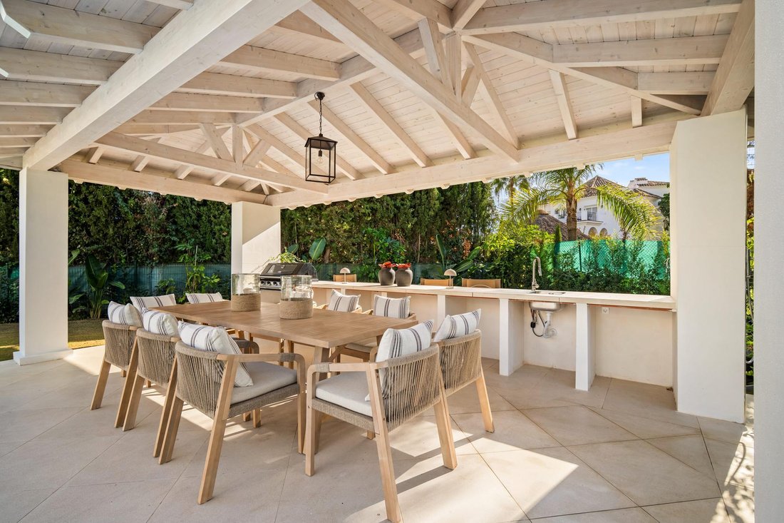 Villa in Benahavis, Andalusia, Spain 5 - 18703849