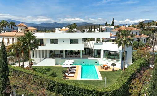Villa in Cancelada, Estepona, Andalusia 1