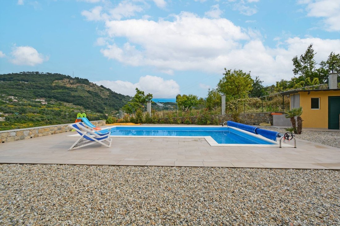 Villa in Camporosso, Liguria, Italy 2 - 18714724