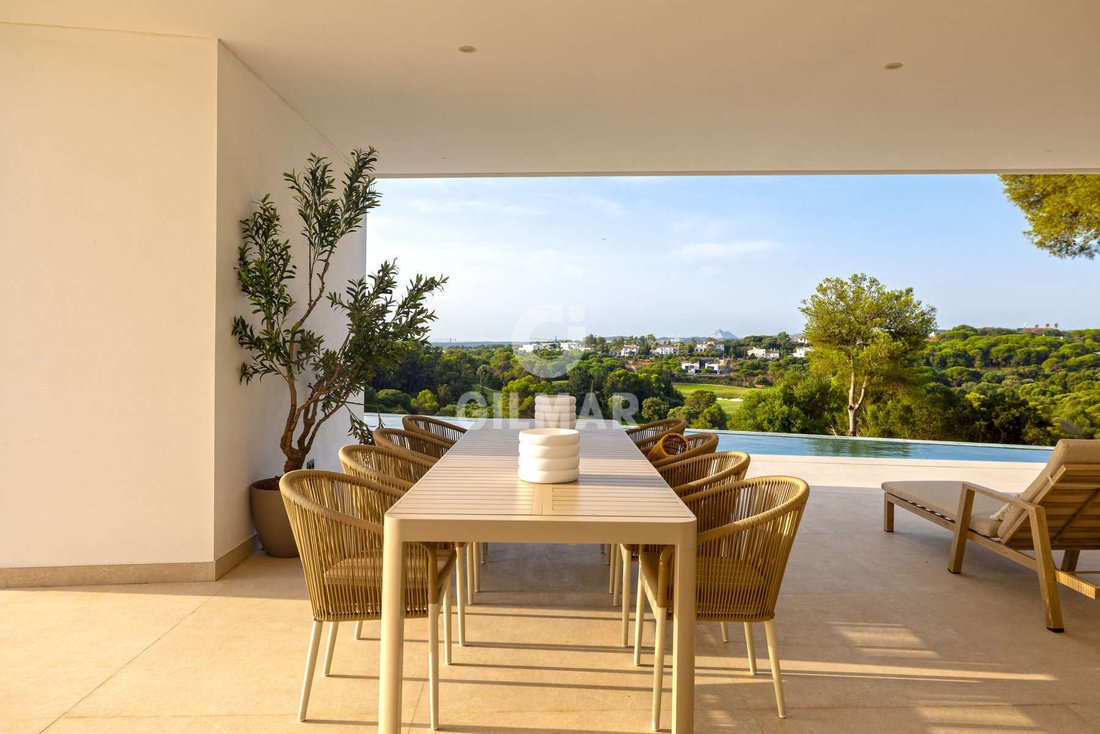 Villa in Sotogrande, San Roque, Andalusia 2 - 14924791