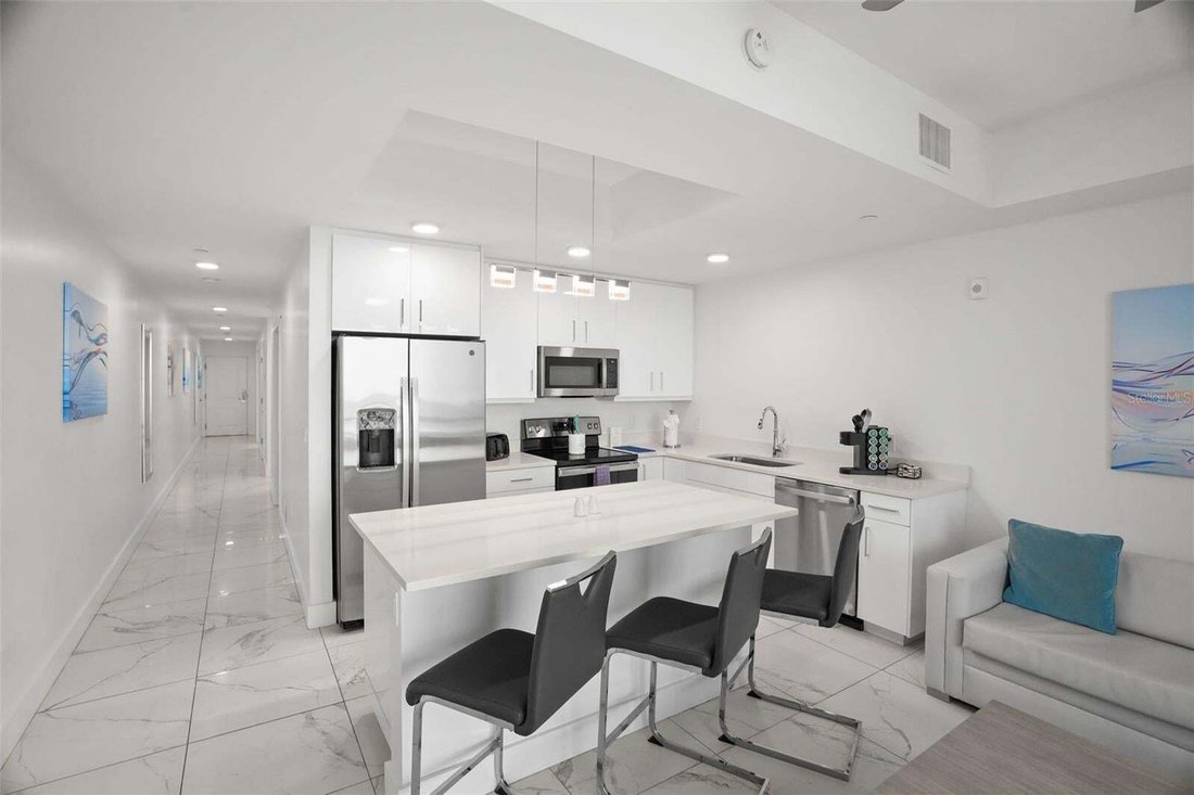 Condo in St. Pete Beach, Florida, United States 2 - 18705681