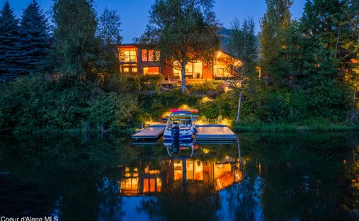 House in Sagle, Idaho, United States 1