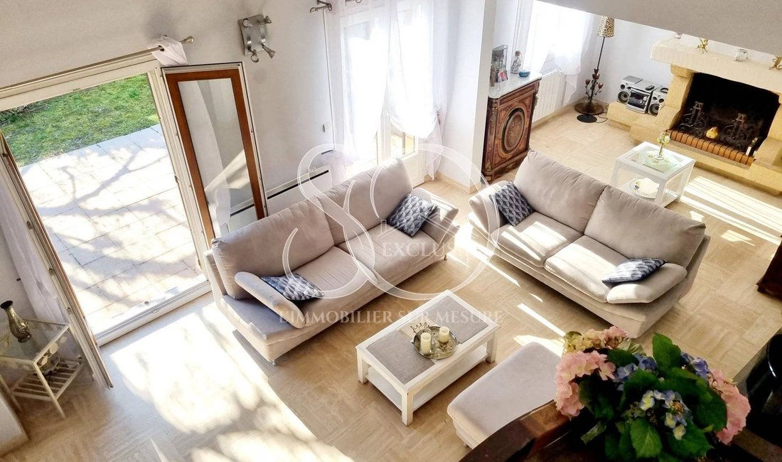 House in Villennes-sur-Seine, Ile-de-France, France 1 - 17686549