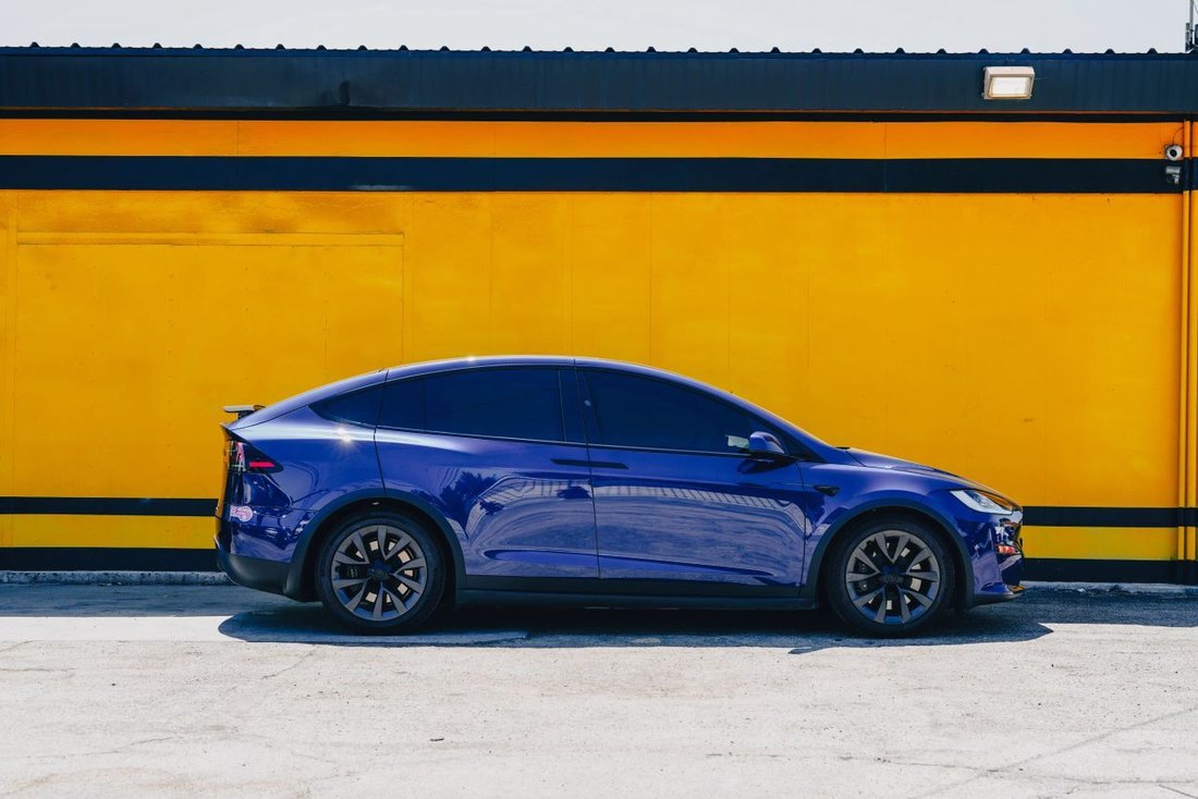 Suv in El Monte, CA, United States 4 - 18709498