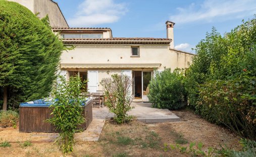 Villa in La Colle-sur-Loup, Provence-Alpes-Côte d'Azur, France 1