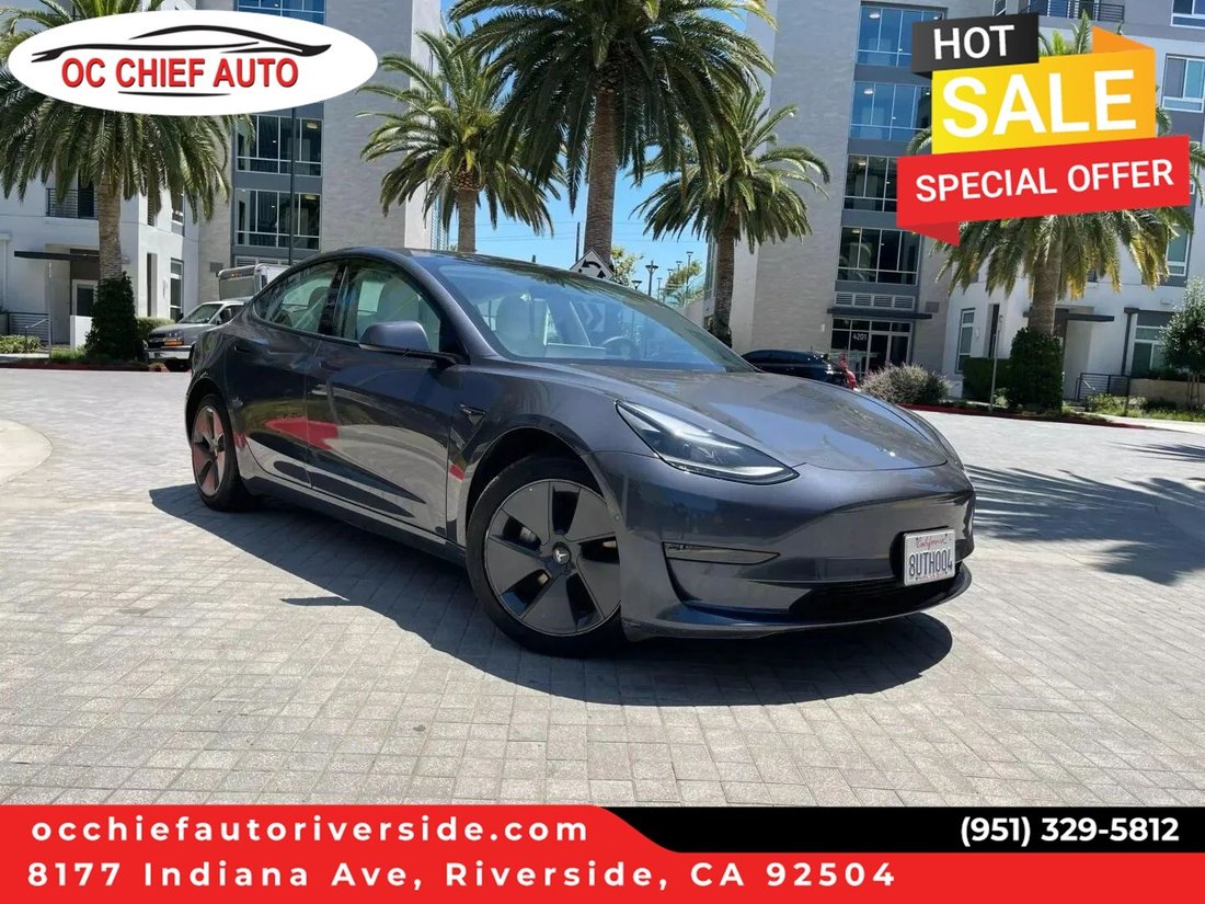 Sedan in Riverside, CA, United States 1 - 18710462