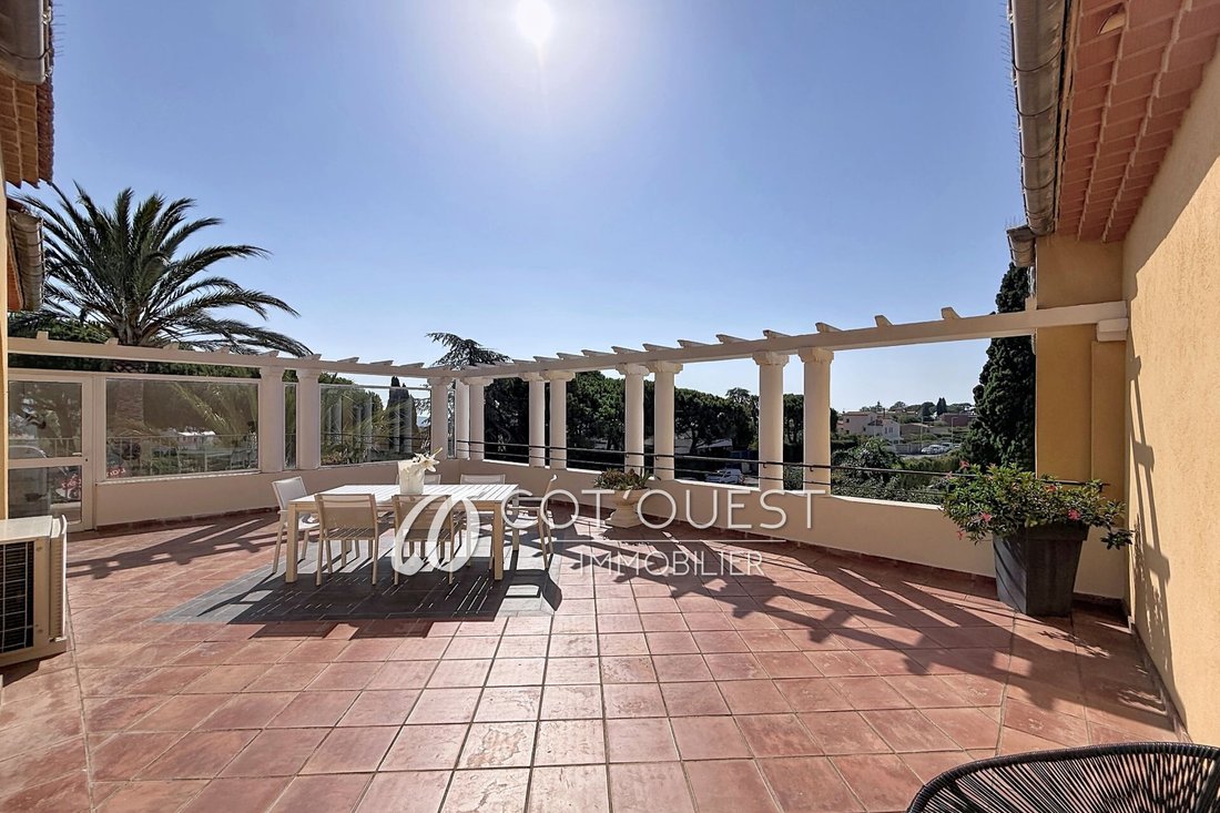 Appartement à Nice, Provence-Alpes-Côte d'Azur, France 2 - 18703908