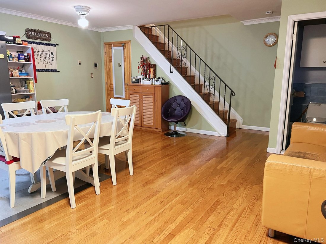 House in New York, New York, United States 3 - 18703092