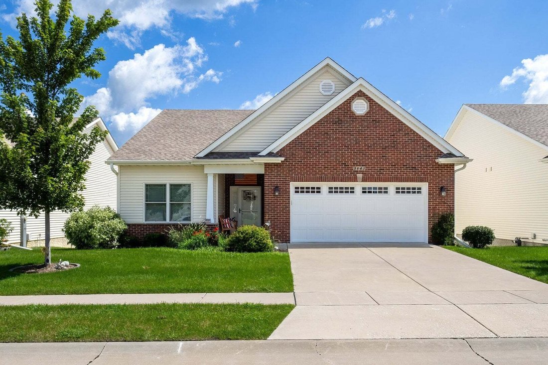 House in Bettendorf, Iowa, United States 1 - 18706177