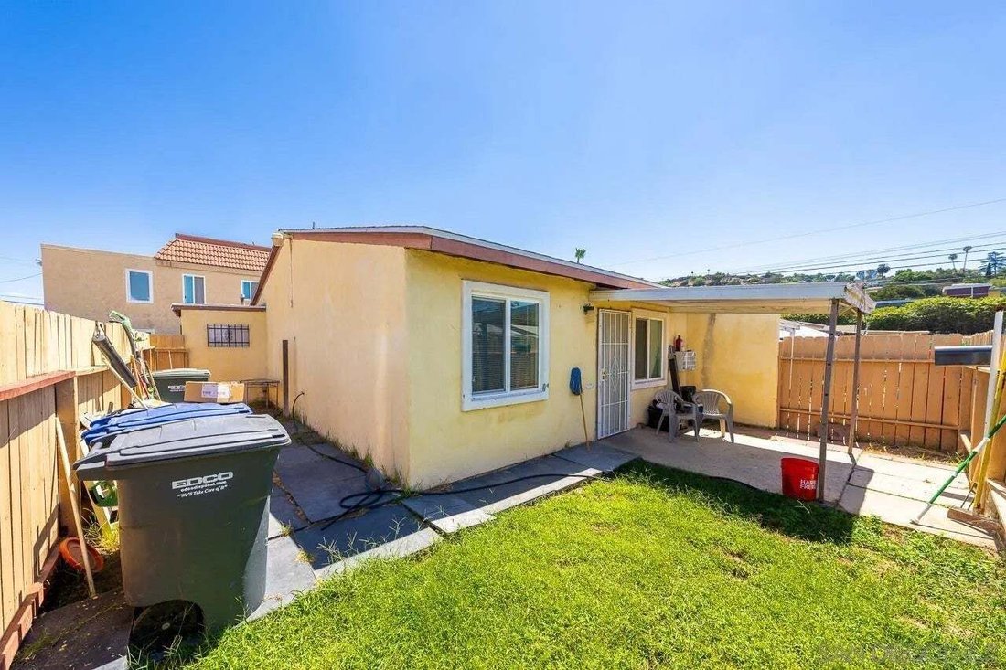 El Cajon, California, United States 1 - 18705969