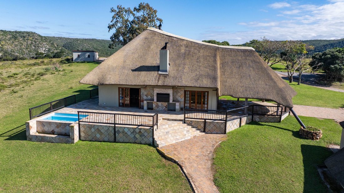 Farm Ranch in Seafield, Eastern Cape, South Africa 2 - 18705507