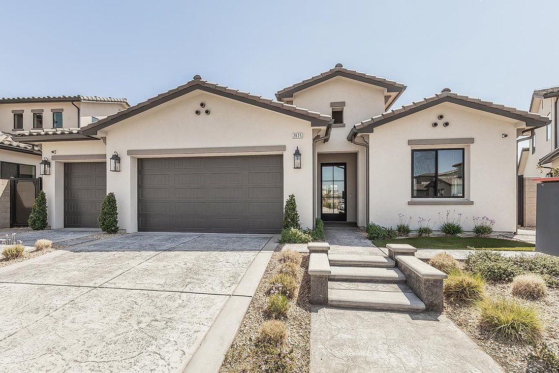 Casa a Fresno, California, Stati Uniti 1 - 18703133