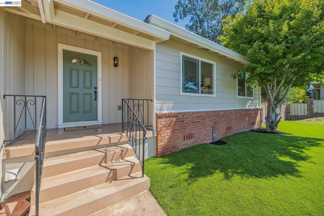 House in Hayward, California, United States 4 - 18705624