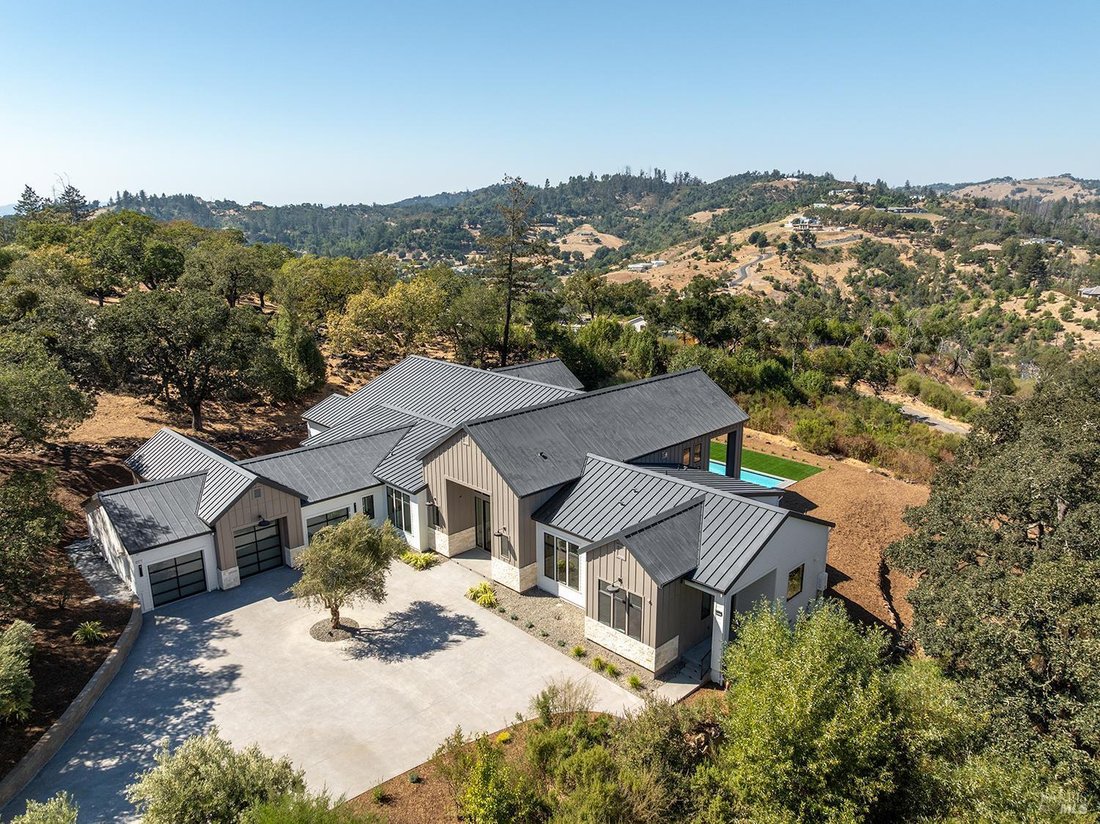Casa a Santa Rosa, California, Stati Uniti 1 - 18709714