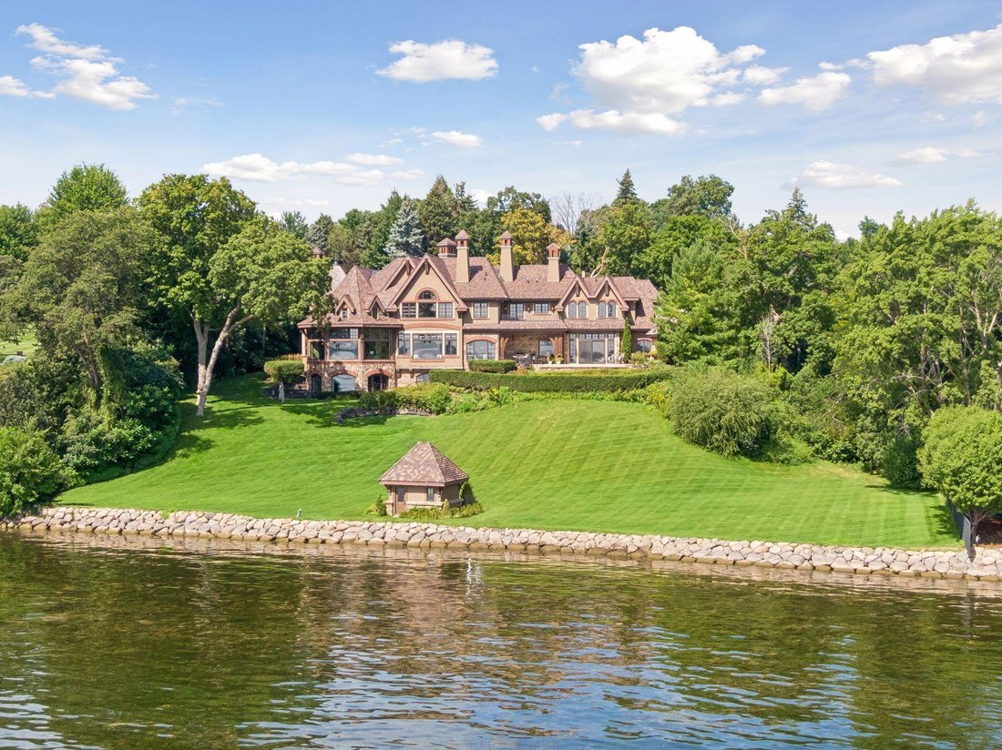 House in Wayzata, Minnesota, United States 2 - 17746601