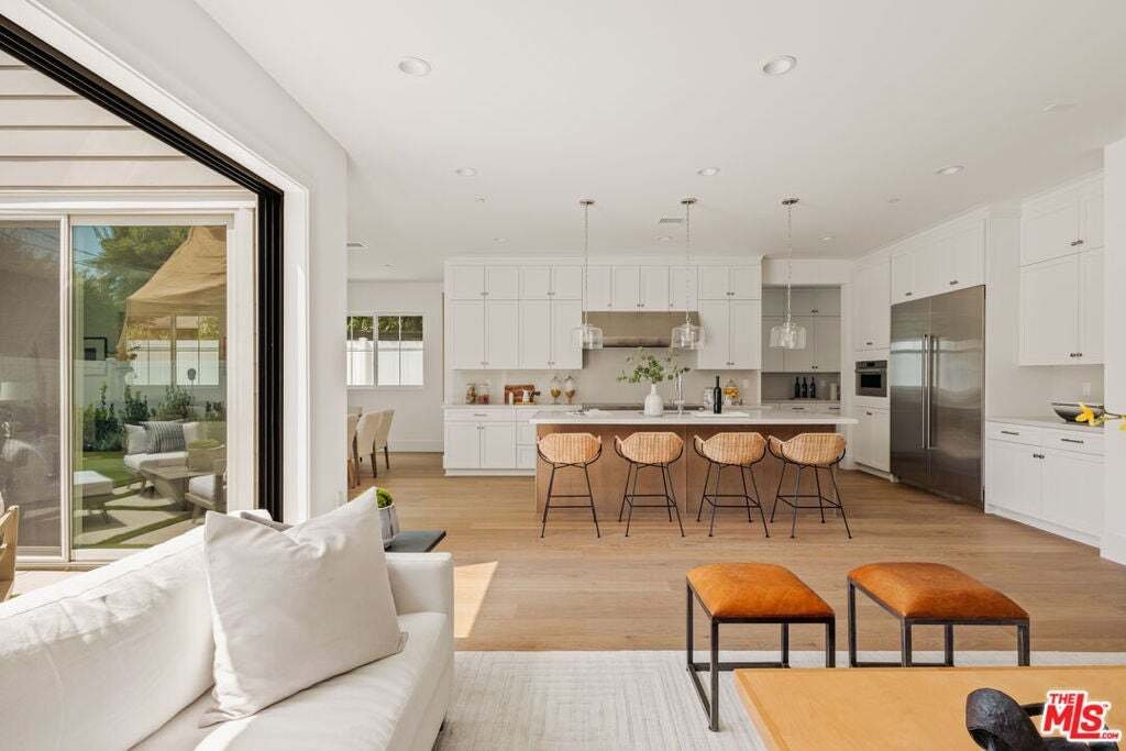 House in Los Angeles, California, United States 4 - 18708549