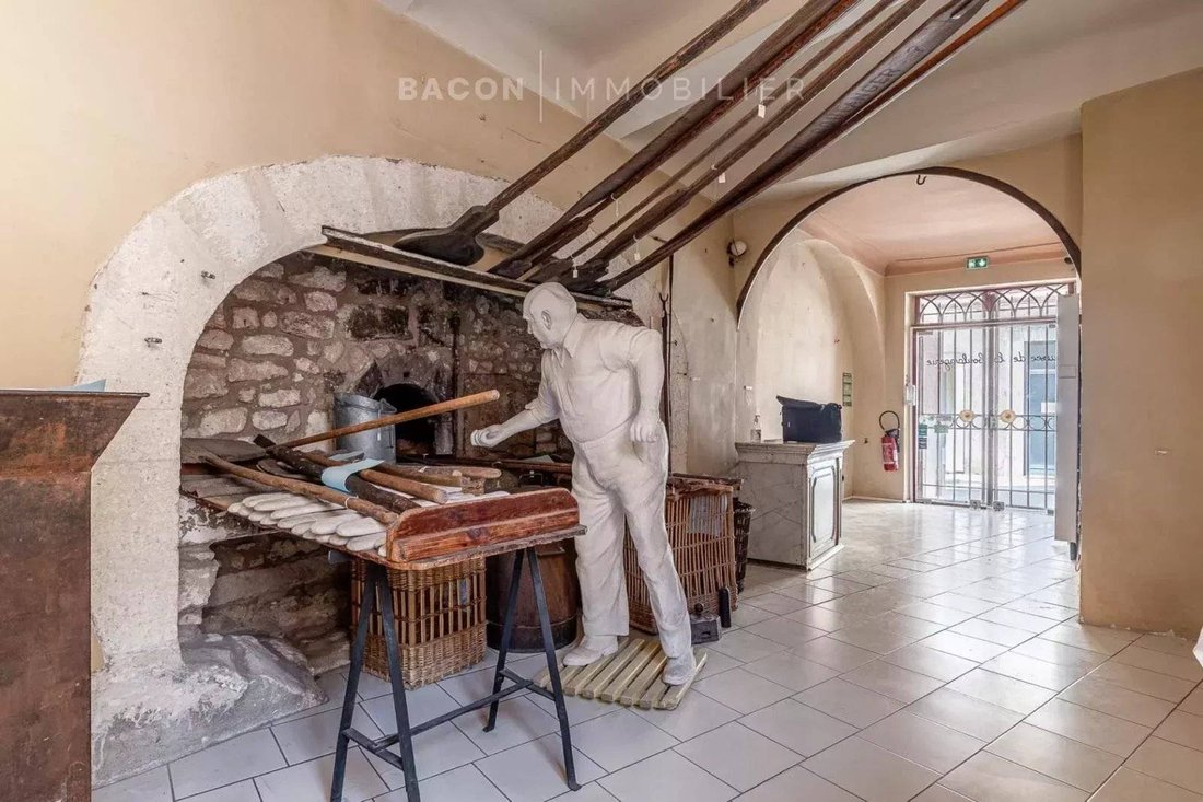 House in Bonnieux, Provence-Alpes-Côte d'Azur, France 1 - 16832847