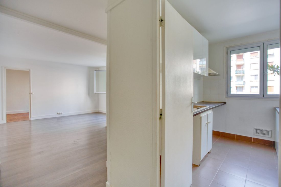 Apartment in Saint Lambert, Paris 15e Arrondissement, Paris 2 - 18711841