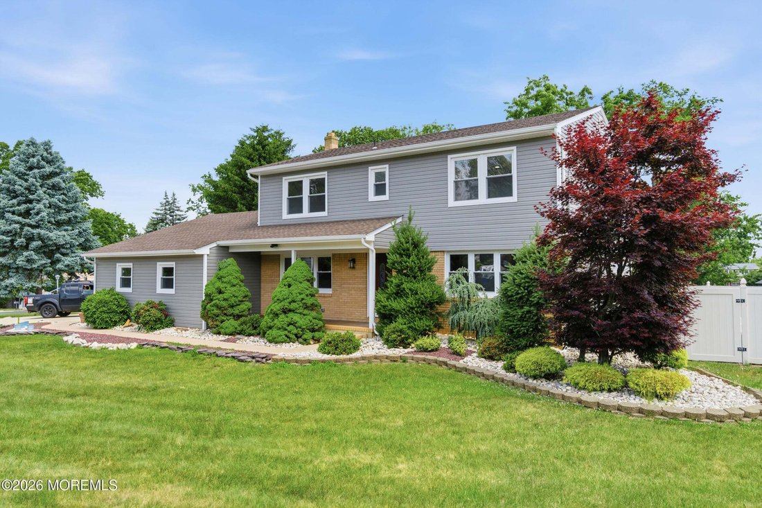 House in East Brunswick, New Jersey, United States 2 - 18711109