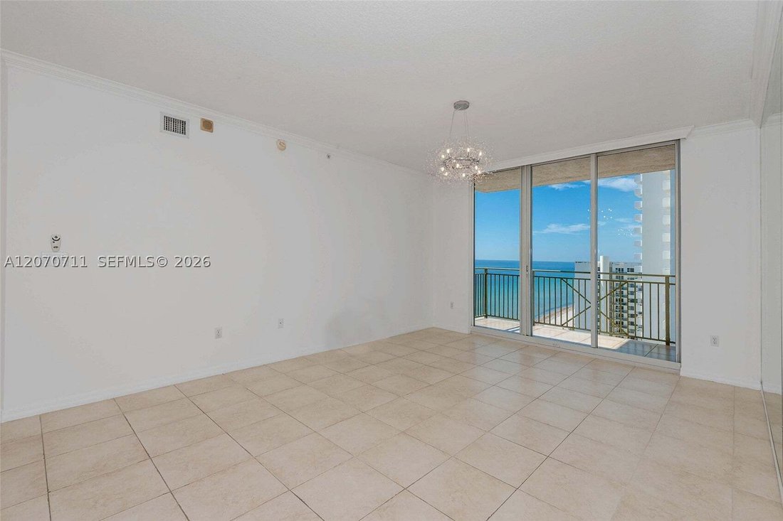 Condominio a Hallandale Beach, Florida, Stati Uniti 4 - 18653684