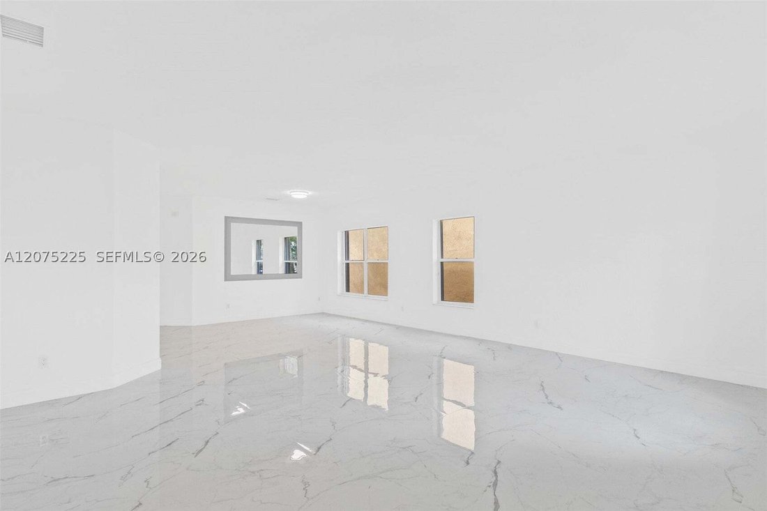 House in Miramar, Florida, United States 3 - 18706034