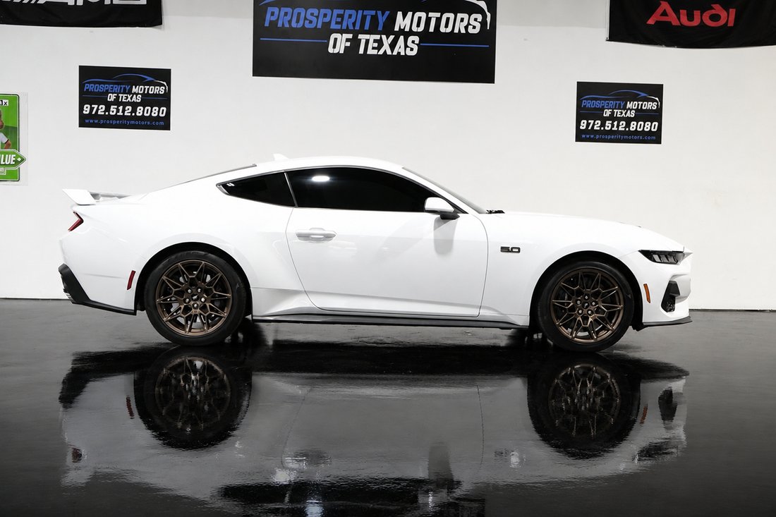 Coupe in Carrollton, TX, United States 5 - 18704120