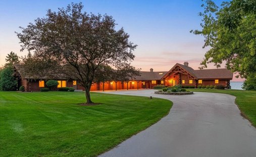 House in Luxemburg, Wisconsin, United States 1