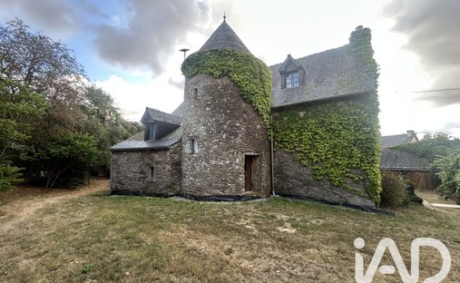 House in Corlay, Brittany, France 1