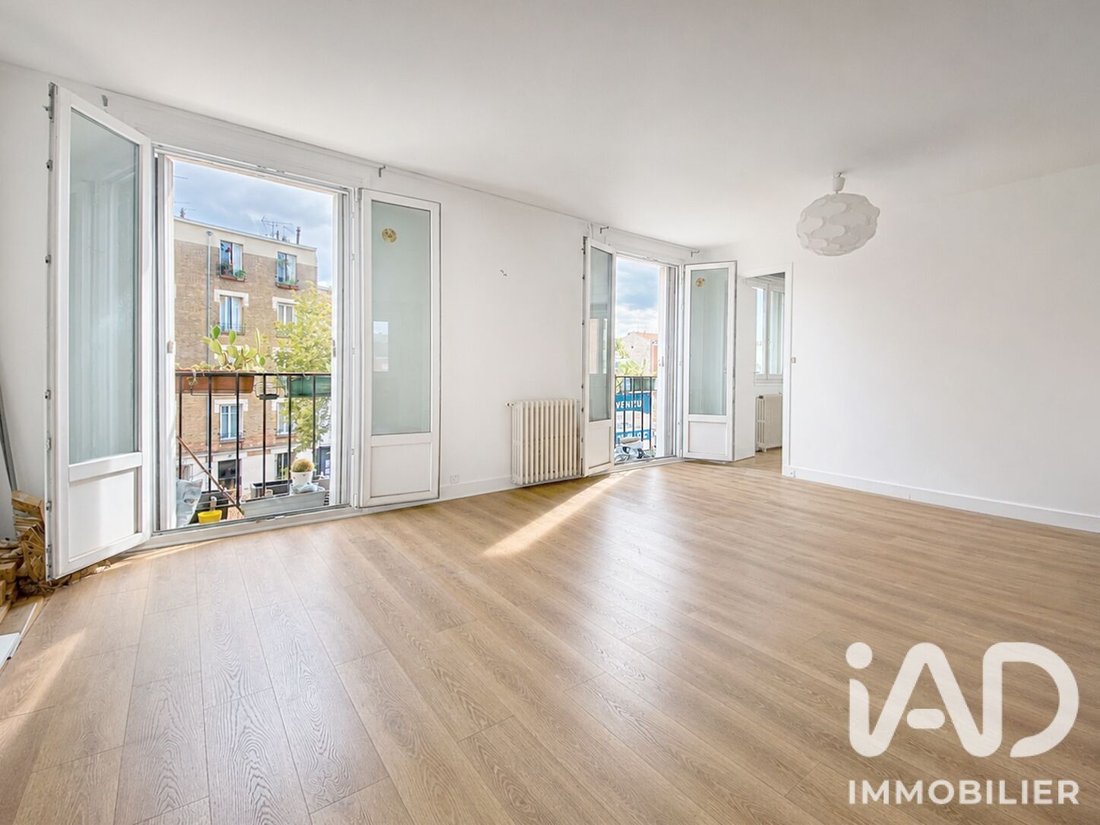 Apartment in Arrondissement of Bobigny, Ile-de-France, France 1 - 17389829