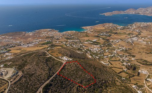 Land in Paros, Aegean, Griechenland 1