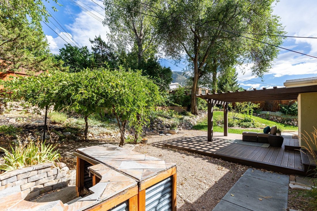 House in Holladay, Utah, United States 3 - 18704891